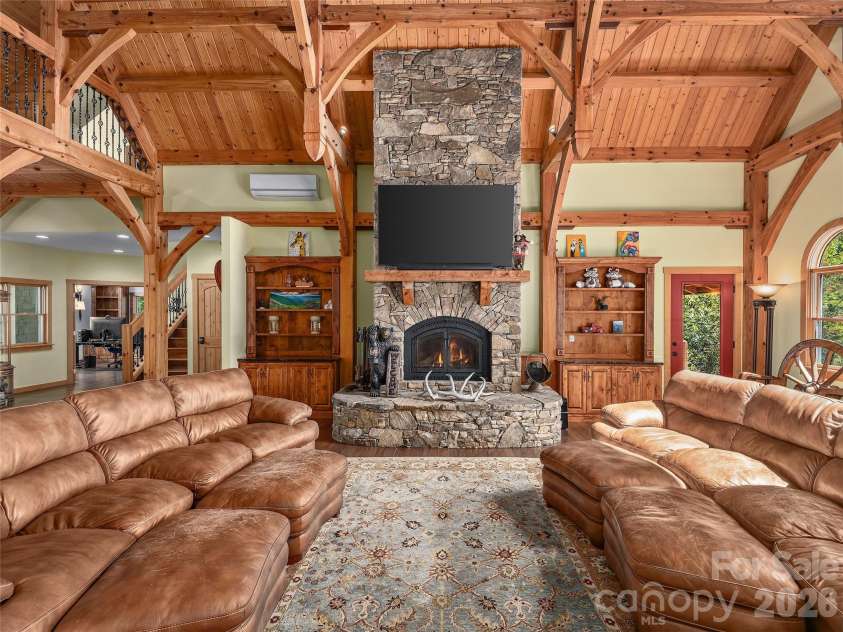 350 Snow Flake Lane, Maggie Valley, NC 28751.  MLS# CAR4381110, YatesRealty ID 21834. 