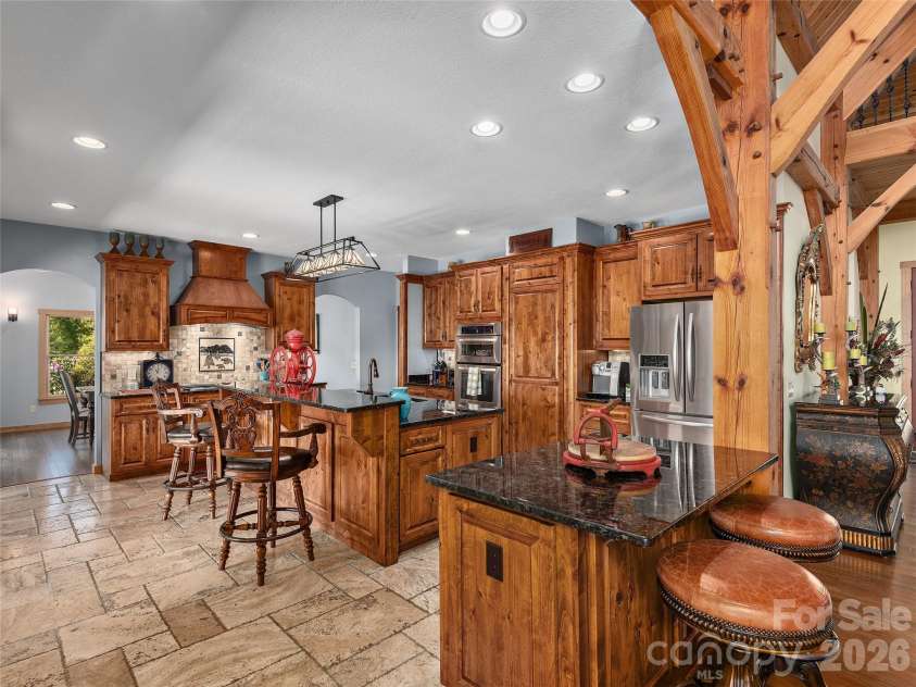 350 Snow Flake Lane, Maggie Valley, NC 28751.  MLS# CAR4381110, YatesRealty ID 21834. 