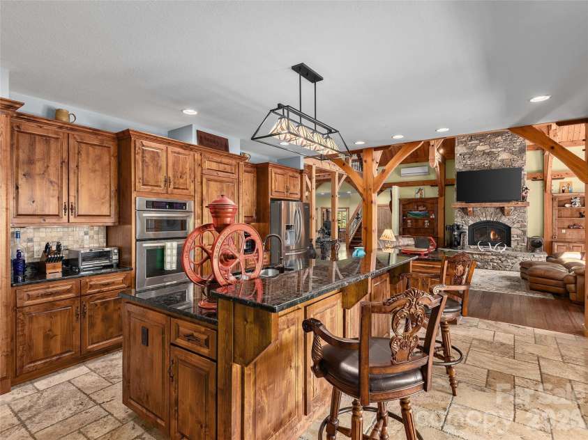 350 Snow Flake Lane, Maggie Valley, NC 28751.  MLS# CAR4381110, YatesRealty ID 21834. 