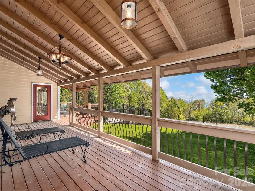 350 Snow Flake Lane, Maggie Valley, NC 28751.  MLS# CAR4381110, YatesRealty ID 21834. 