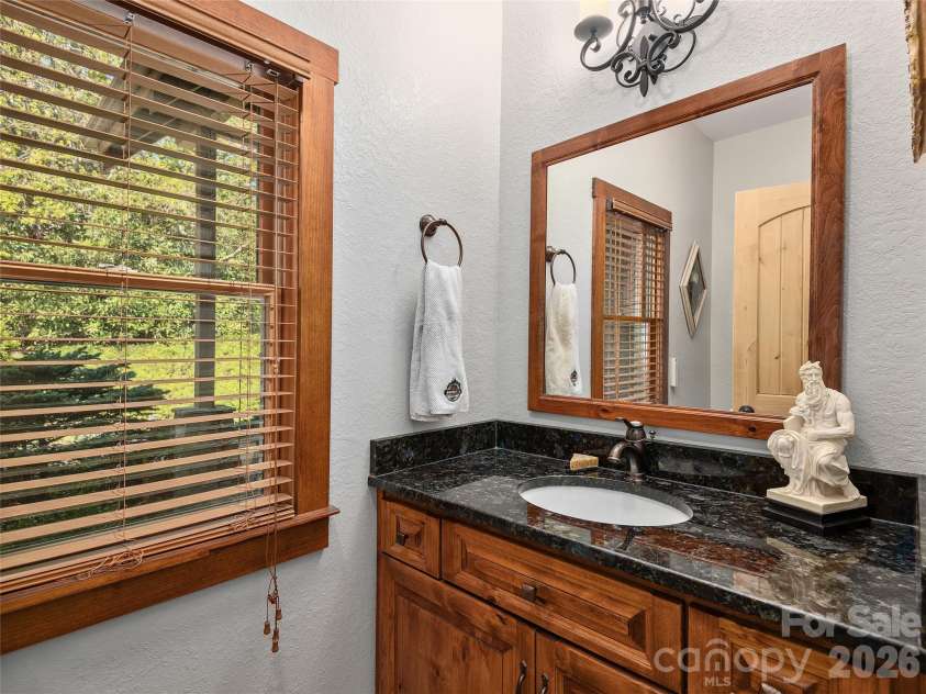 350 Snow Flake Lane, Maggie Valley, NC 28751.  MLS# CAR4381110, YatesRealty ID 21834. 