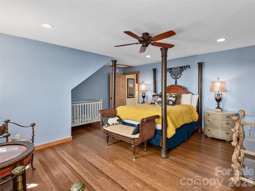 350 Snow Flake Lane, Maggie Valley, NC 28751.  MLS# CAR4381110, YatesRealty ID 21834. 