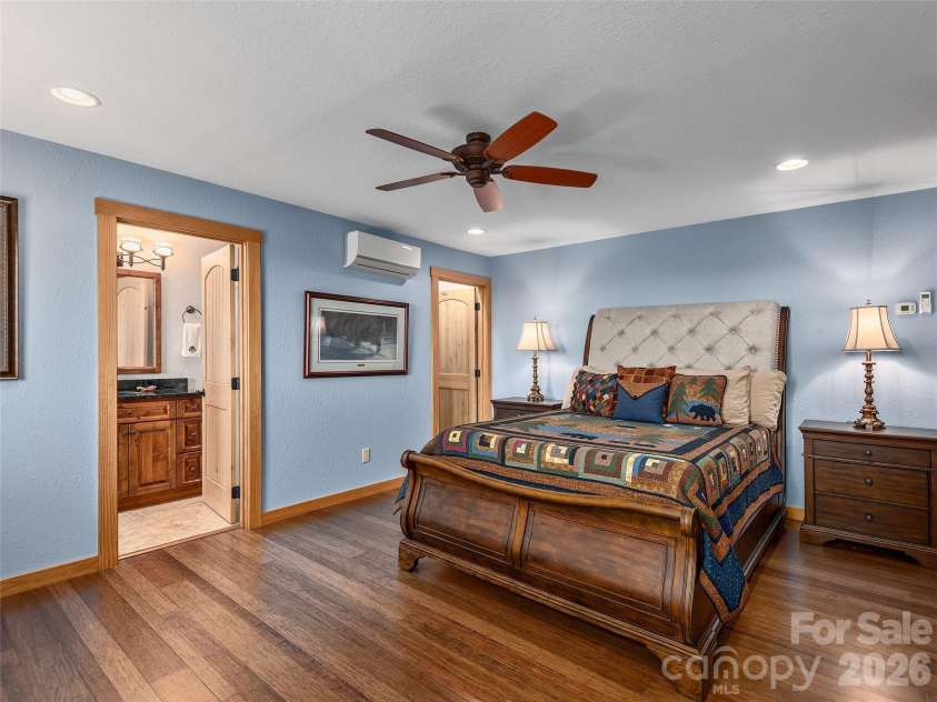350 Snow Flake Lane, Maggie Valley, NC 28751.  MLS# CAR4381110, YatesRealty ID 21834. 