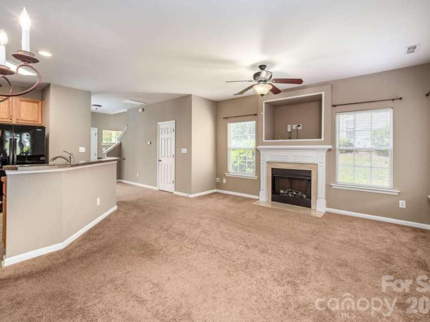 10622 Trolley Run Drive, Cornelius, NC 28031.  MLS# CAR4368473, YatesRealty ID 21835. 