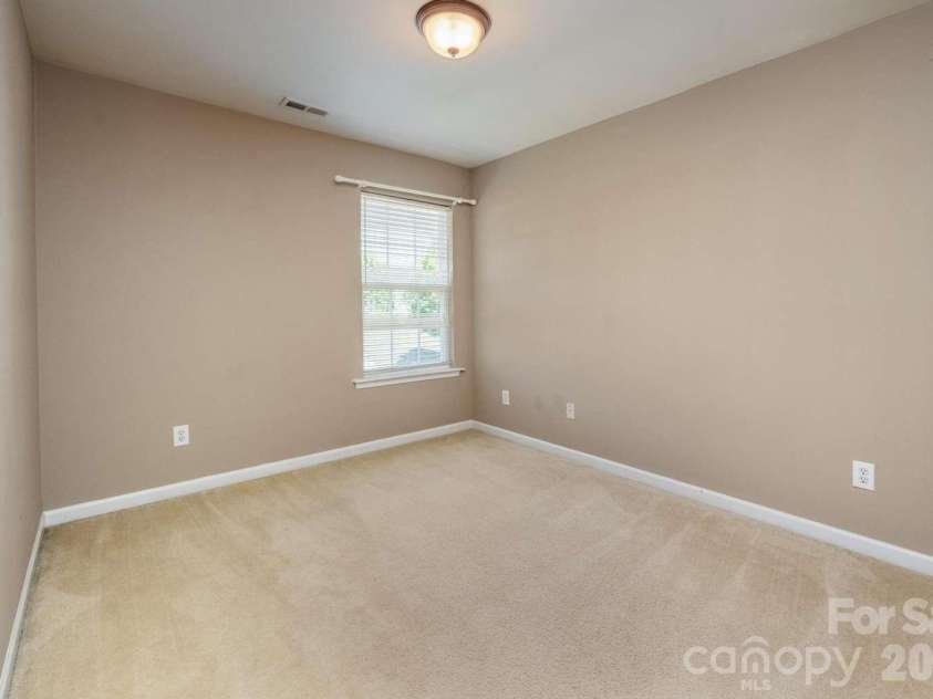 10622 Trolley Run Drive, Cornelius, NC 28031.  MLS# CAR4368473, YatesRealty ID 21835. 