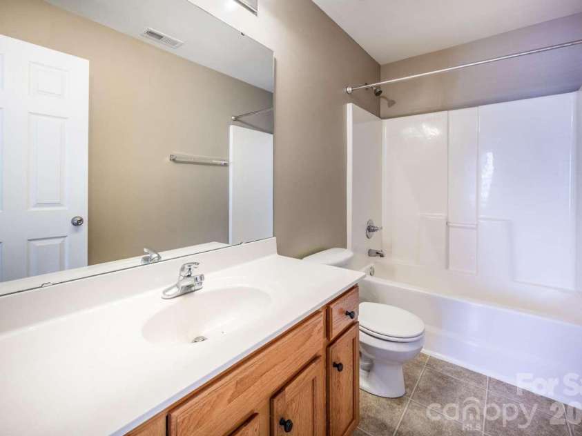 10622 Trolley Run Drive, Cornelius, NC 28031.  MLS# CAR4368473, YatesRealty ID 21835. 