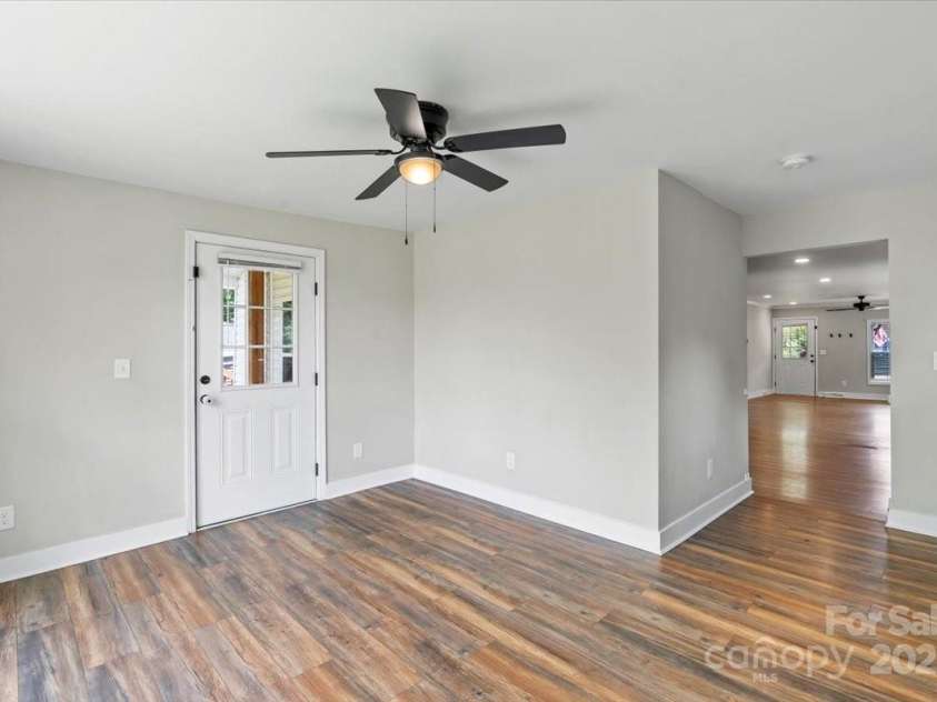 321 Taylor Street, Landis, NC 28088.  MLS# CAR4269040, YatesRealty ID 21835. 