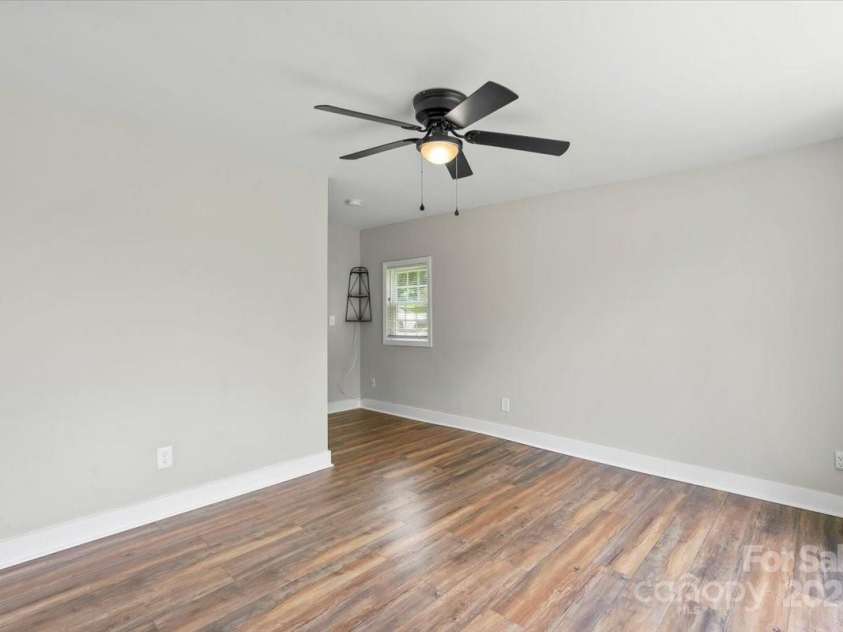 321 Taylor Street, Landis, NC 28088.  MLS# CAR4269040, YatesRealty ID 21835. 