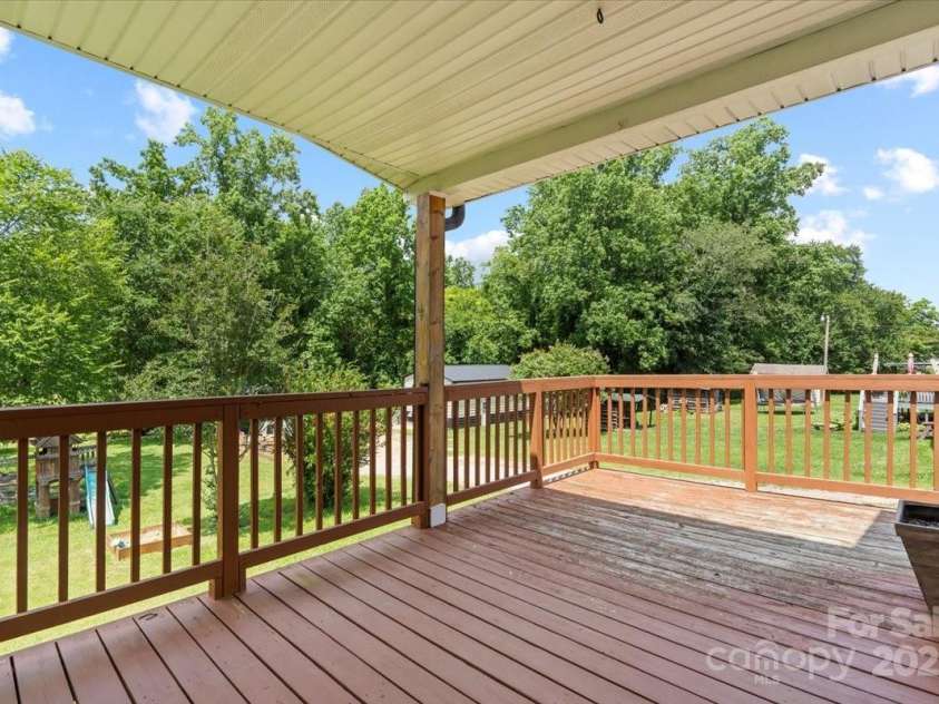 321 Taylor Street, Landis, NC 28088.  MLS# CAR4269040, YatesRealty ID 21835. 