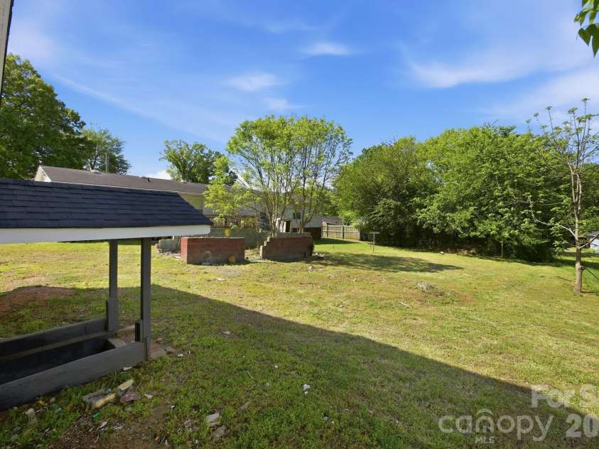 23 Flowe Street, Concord, NC 28027.  MLS# CAR4369550, YatesRealty ID 21836. 