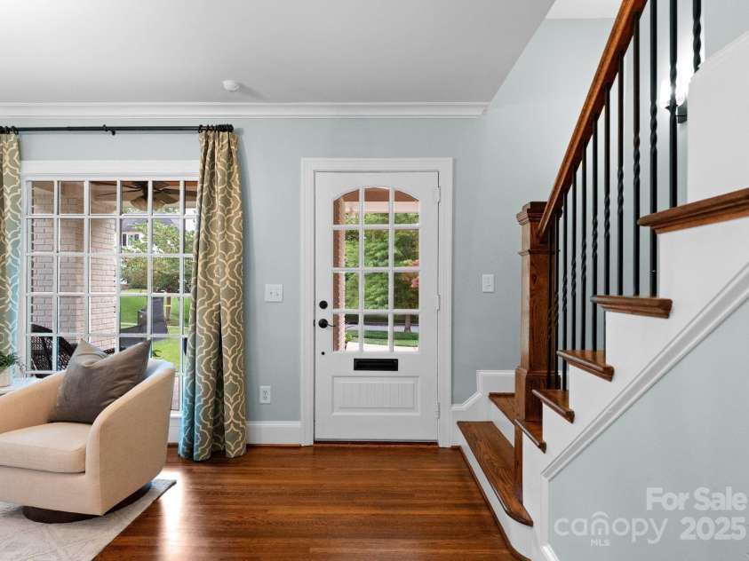236 Wales Avenue, Charlotte, NC 28209.  MLS# CAR4259042, YatesRealty ID 21836. 