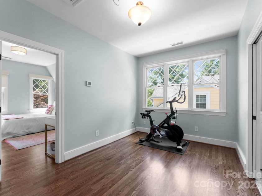 236 Wales Avenue, Charlotte, NC 28209.  MLS# CAR4259042, YatesRealty ID 21836. 