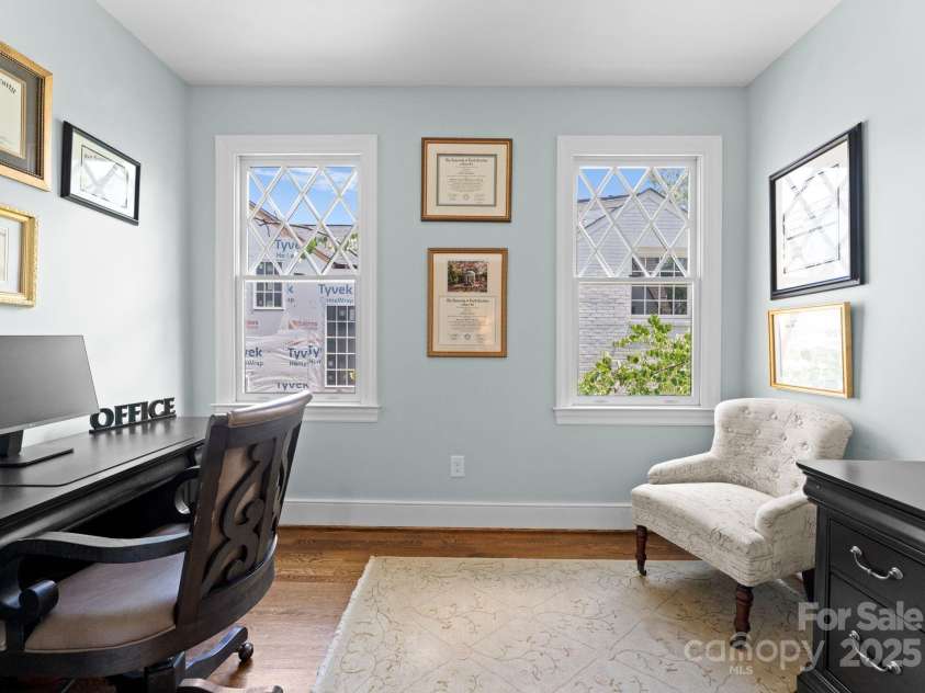 236 Wales Avenue, Charlotte, NC 28209.  MLS# CAR4259042, YatesRealty ID 21836. 