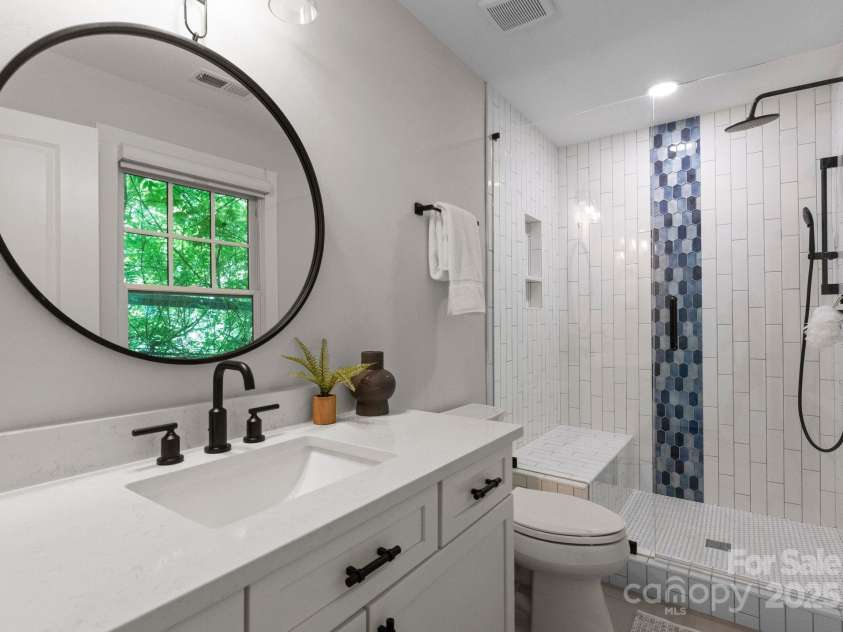 236 Wales Avenue, Charlotte, NC 28209.  MLS# CAR4259042, YatesRealty ID 21836. 