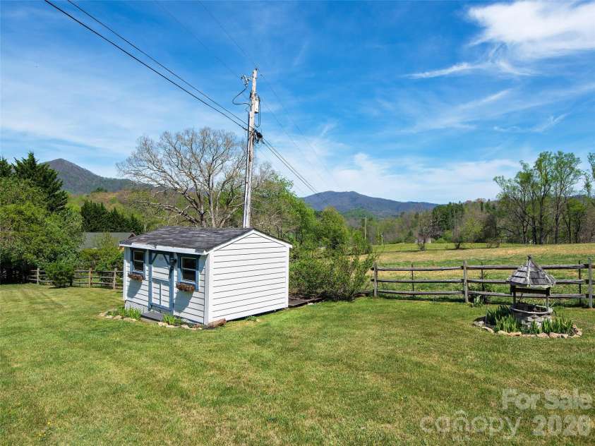 44 Tibi Lane, Waynesville, NC 28785.  MLS# CAR4373708, YatesRealty ID 21837. 