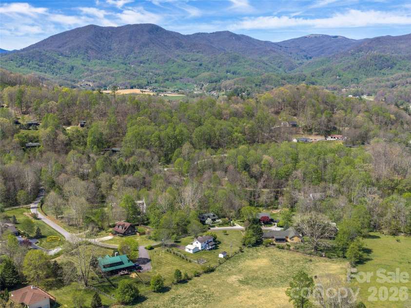 44 Tibi Lane, Waynesville, NC 28785.  MLS# CAR4373708, YatesRealty ID 21837. 