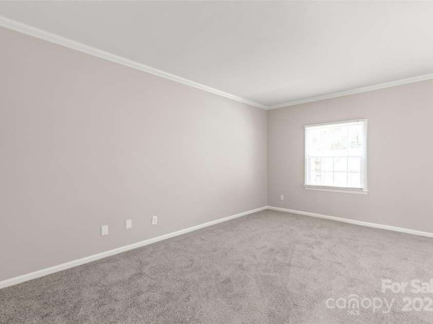 5949 Quail Hollow Road, Charlotte, NC 28210.  MLS# CAR4268732, YatesRealty ID 21837. 