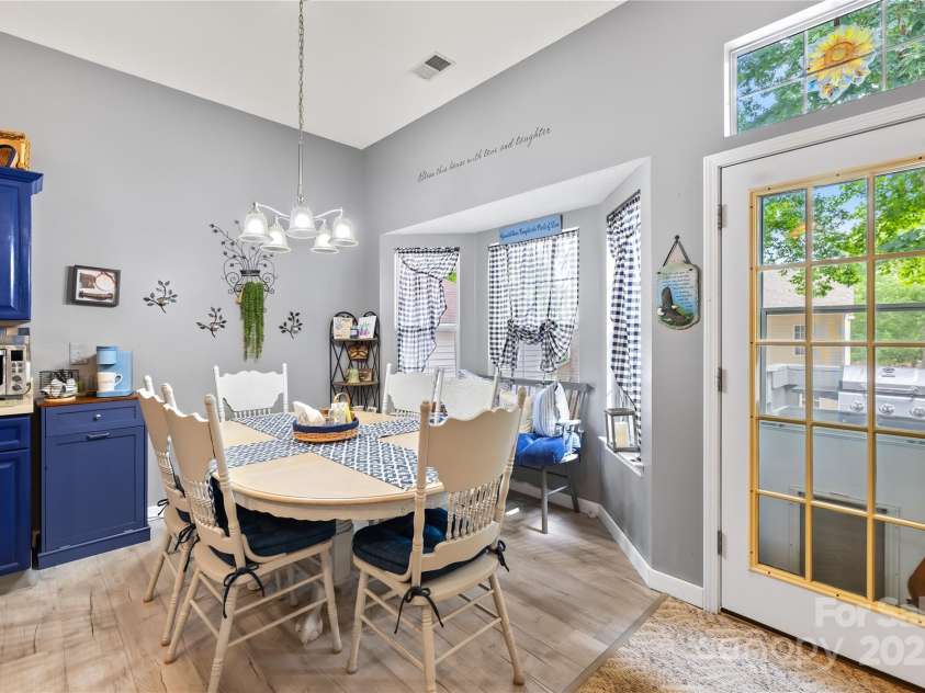 256 Rose Street, Mooresville, NC 28117.  MLS# CAR4269352, YatesRealty ID 21838. 