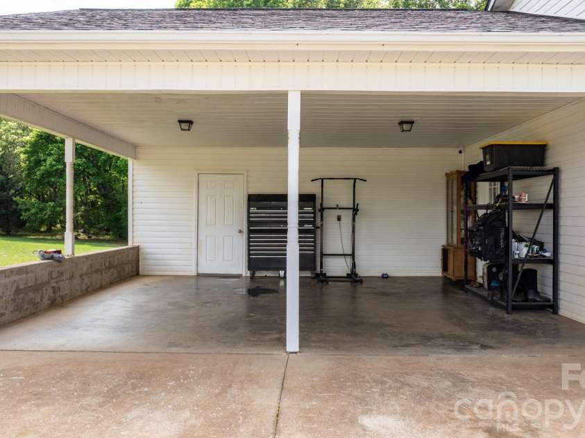 900 Pine Mountain Road, Hudson, NC 28638.  MLS# CAR4377068, YatesRealty ID 21838. 