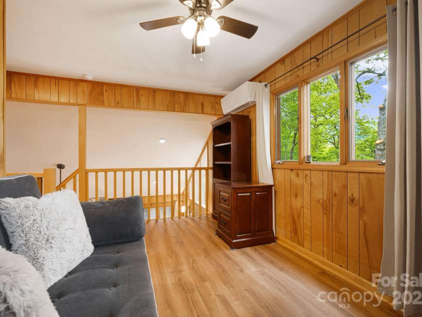 285 Fairway Loop, Burnsville, NC 28714.  MLS# CAR4271879, YatesRealty ID 2184. 