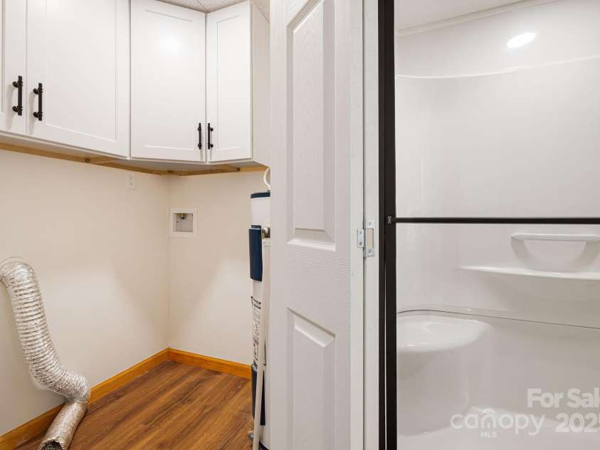 285 Fairway Loop, Burnsville, NC 28714.  MLS# CAR4271879, YatesRealty ID 2184. 