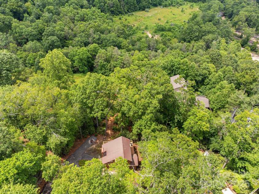 285 Fairway Loop, Burnsville, NC 28714.  MLS# CAR4271879, YatesRealty ID 2184. 