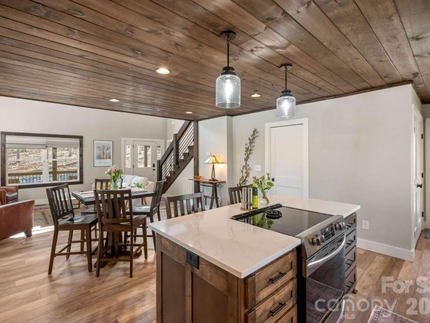 25 Briar Ridge Lane, Nebo, NC 28761.  MLS# CAR4368430, YatesRealty ID 21840. 