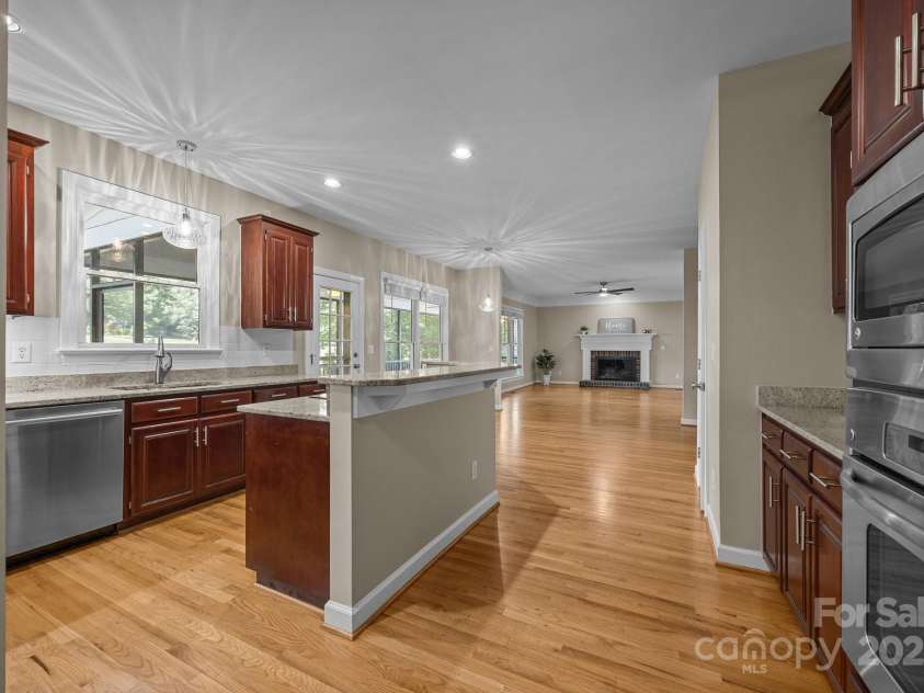 11909 Cupworth Court, Huntersville, NC 28078.  MLS# CAR4260852, YatesRealty ID 21841. 