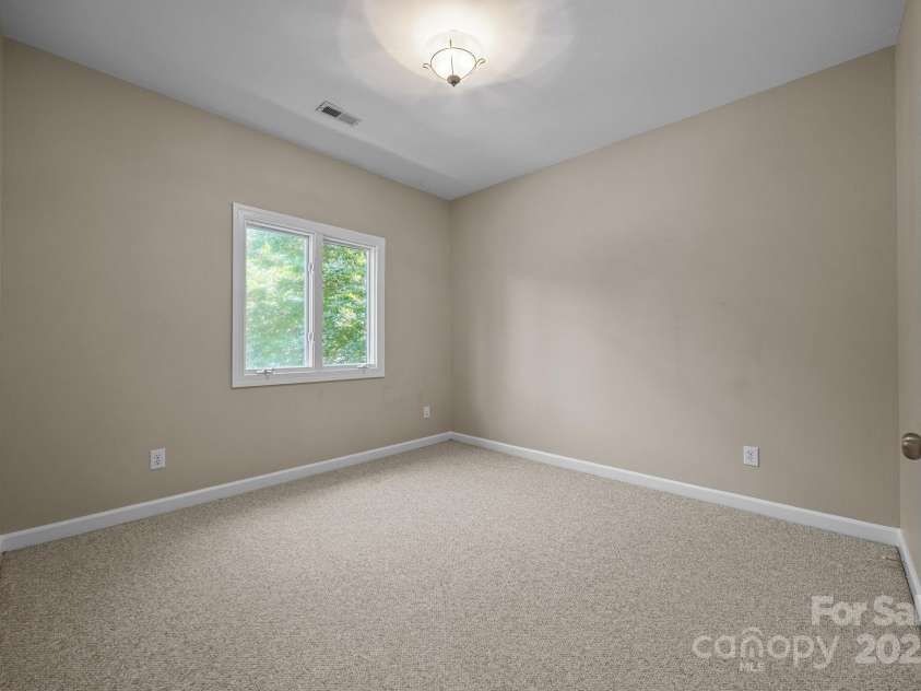 11909 Cupworth Court, Huntersville, NC 28078.  MLS# CAR4260852, YatesRealty ID 21841. 