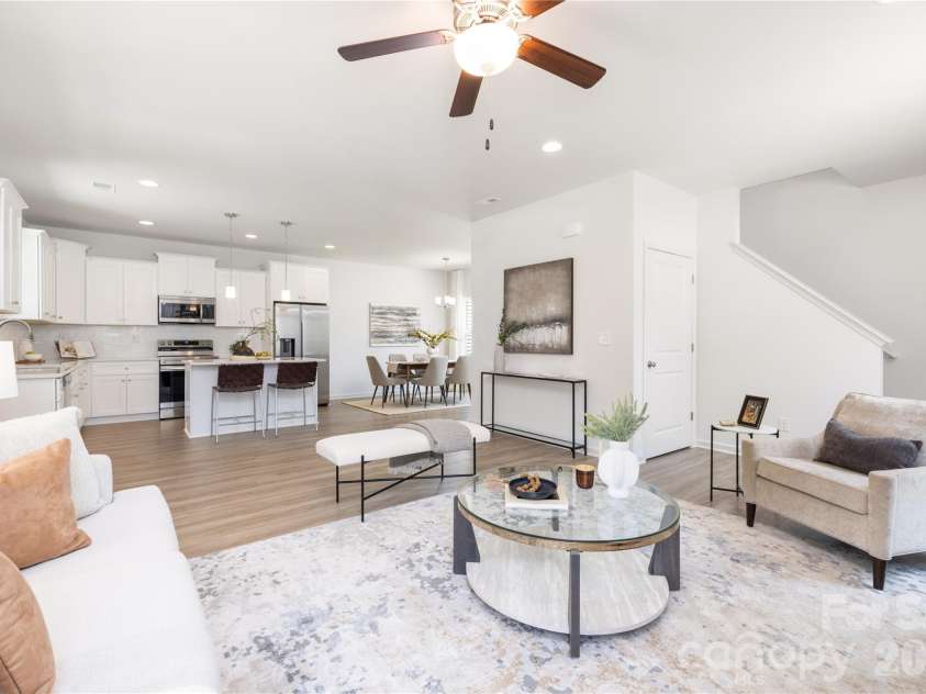 5514 Anderson Road, Charlotte, NC 28269.  MLS# CAR4368079, YatesRealty ID 21841. Representation