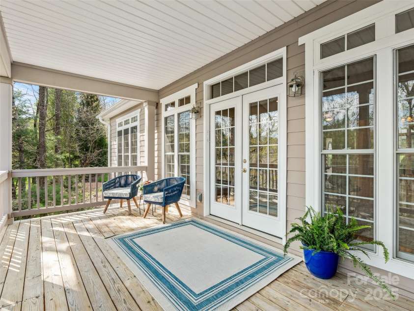 69 Ledgestone Drive, Fairview, NC 28730.  MLS# CAR4246045, YatesRealty ID 21842. 