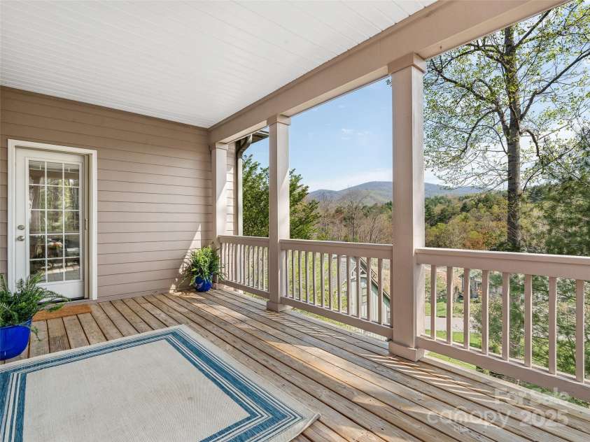 69 Ledgestone Drive, Fairview, NC 28730.  MLS# CAR4246045, YatesRealty ID 21842. 