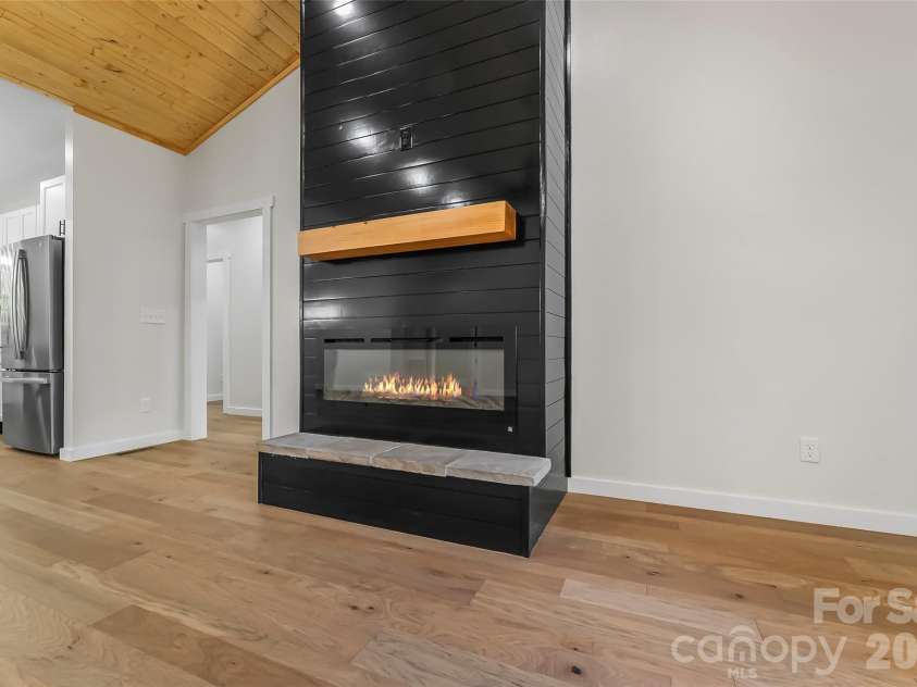 438 Plantation Drive, Marion, NC 28752.  MLS# CAR4373856, YatesRealty ID 21843. 