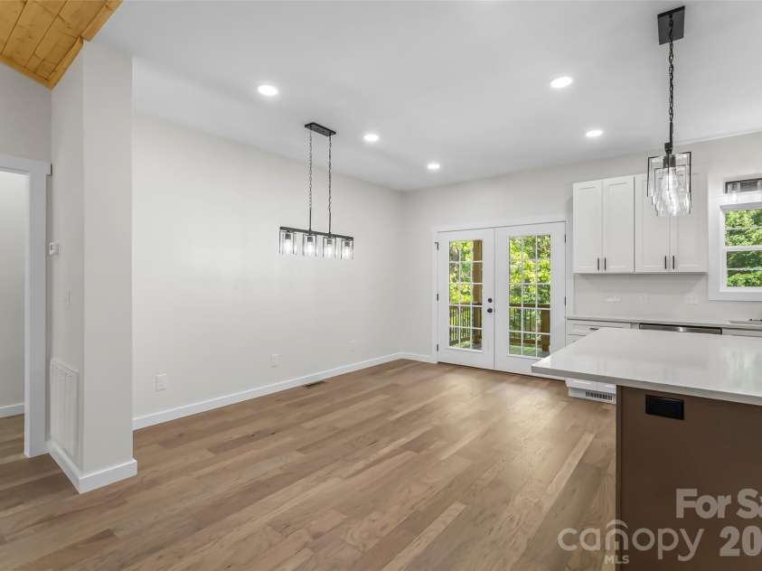 438 Plantation Drive, Marion, NC 28752.  MLS# CAR4373856, YatesRealty ID 21843. 