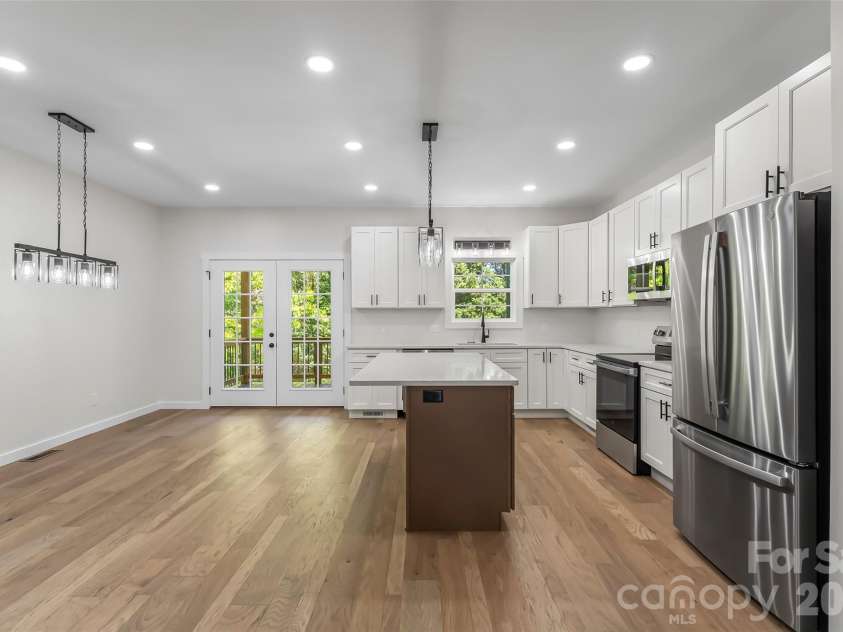 438 Plantation Drive, Marion, NC 28752.  MLS# CAR4373856, YatesRealty ID 21843. 