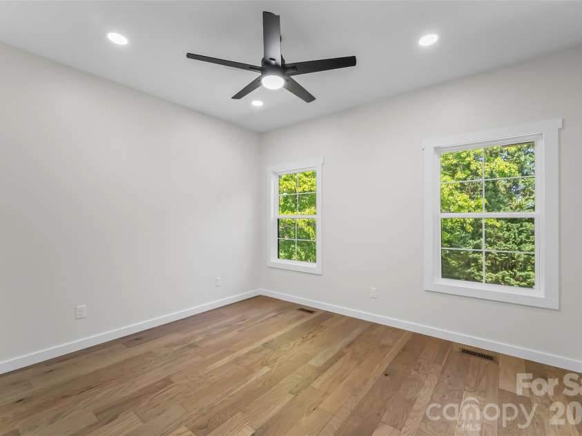 438 Plantation Drive, Marion, NC 28752.  MLS# CAR4373856, YatesRealty ID 21843. 