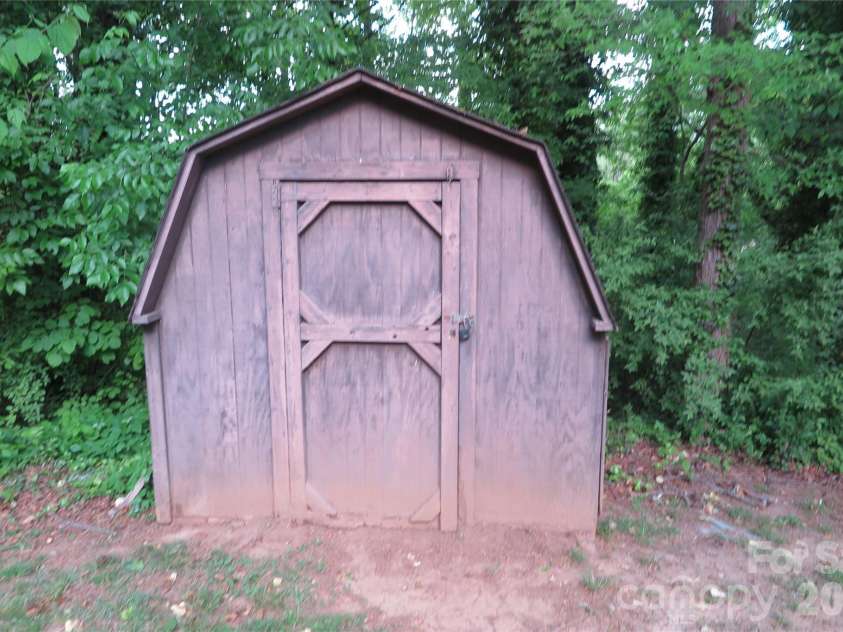125 Rankin Road, McAdenville, NC 28101.  MLS# CAR4372422, YatesRealty ID 21845. 