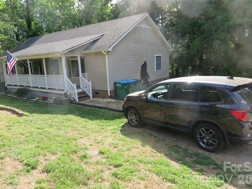 125 Rankin Road, McAdenville, NC 28101.  MLS# CAR4372422, YatesRealty ID 21845. 