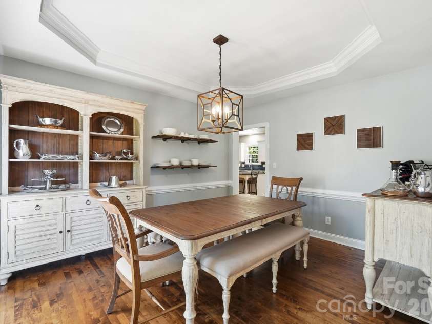 4432 Mountain Cove Drive, Charlotte, NC 28216.  MLS# CAR4379294, YatesRealty ID 21846. 