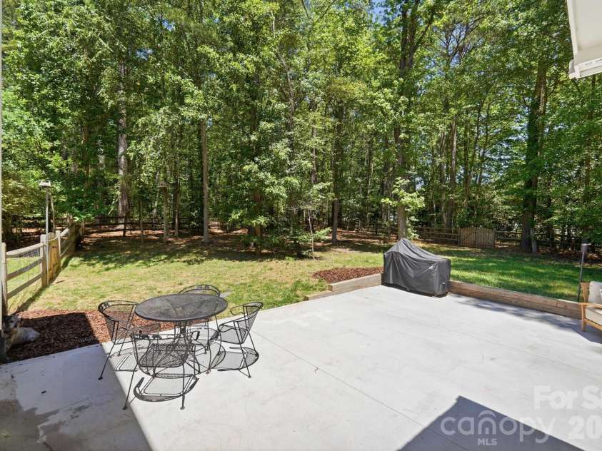 4432 Mountain Cove Drive, Charlotte, NC 28216.  MLS# CAR4379294, YatesRealty ID 21846. Back patio