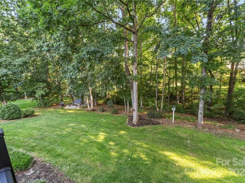 1622 Brookstone Drive, Hickory, NC 28602.  MLS# CAR4272864, YatesRealty ID 21847. 