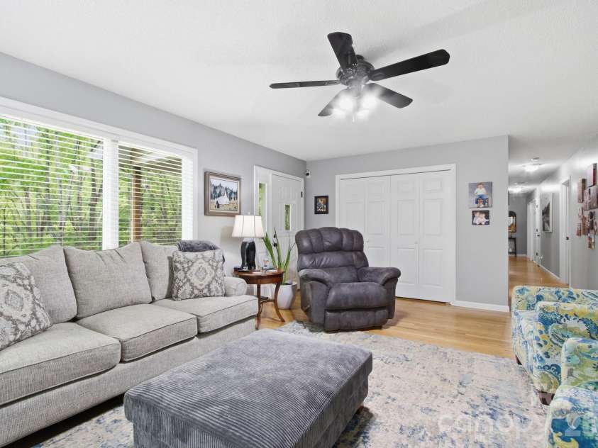 648 Cool Woods Drive, Boone, NC 28607.  MLS# CAR4374510, YatesRealty ID 21848. 