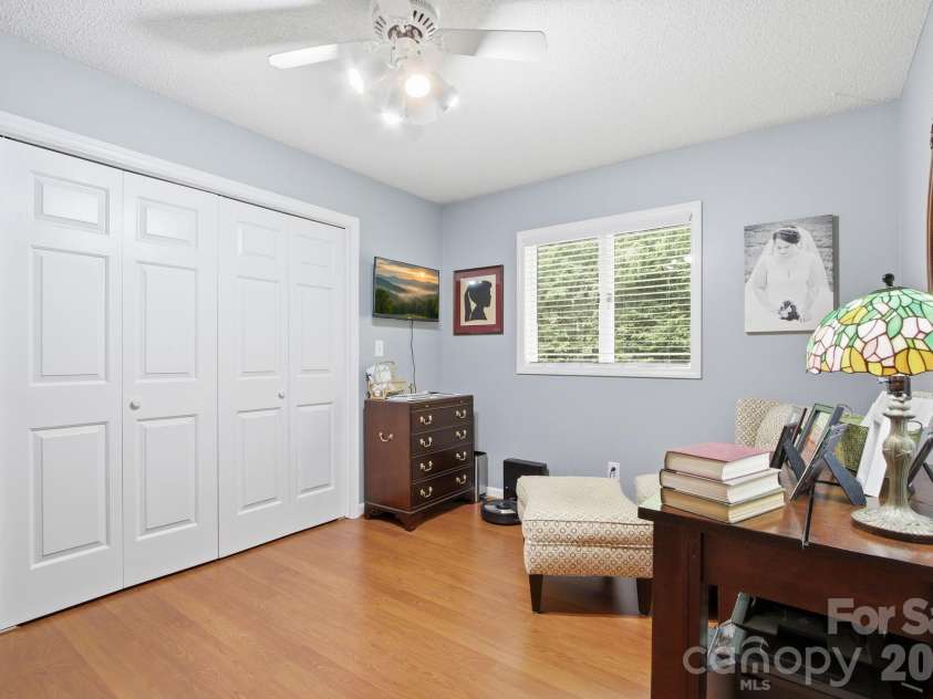 648 Cool Woods Drive, Boone, NC 28607.  MLS# CAR4374510, YatesRealty ID 21848. 