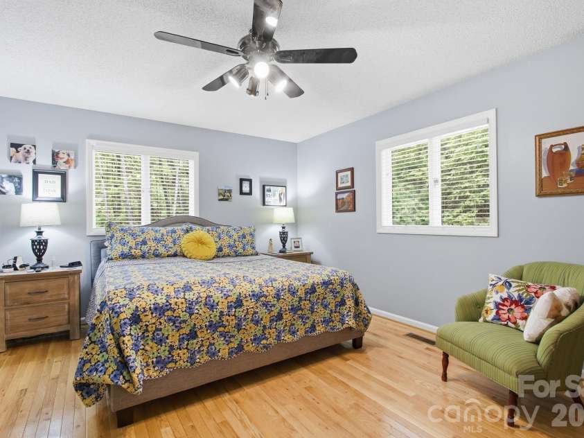 648 Cool Woods Drive, Boone, NC 28607.  MLS# CAR4374510, YatesRealty ID 21848. 