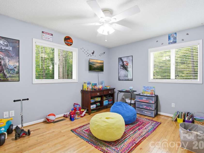 648 Cool Woods Drive, Boone, NC 28607.  MLS# CAR4374510, YatesRealty ID 21848. 