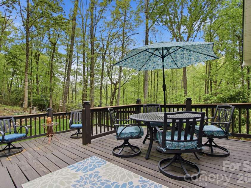 648 Cool Woods Drive, Boone, NC 28607.  MLS# CAR4374510, YatesRealty ID 21848. 