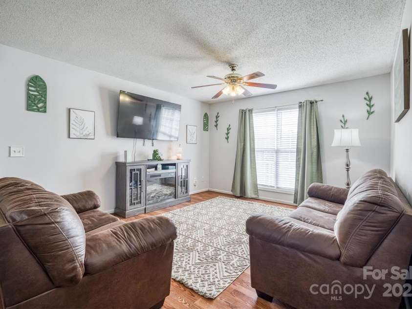 905 Severt Circle, Lenoir, NC 28645.  MLS# CAR4260581, YatesRealty ID 21848. 