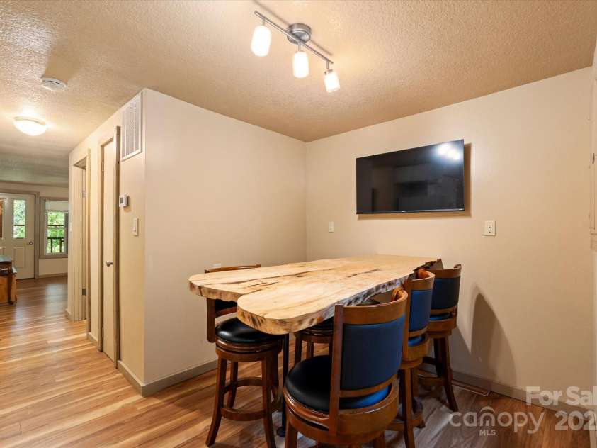 139 Ivy Ridge Church Road, Mars Hill, NC 28754.  MLS# CAR4266657, YatesRealty ID 21849. 