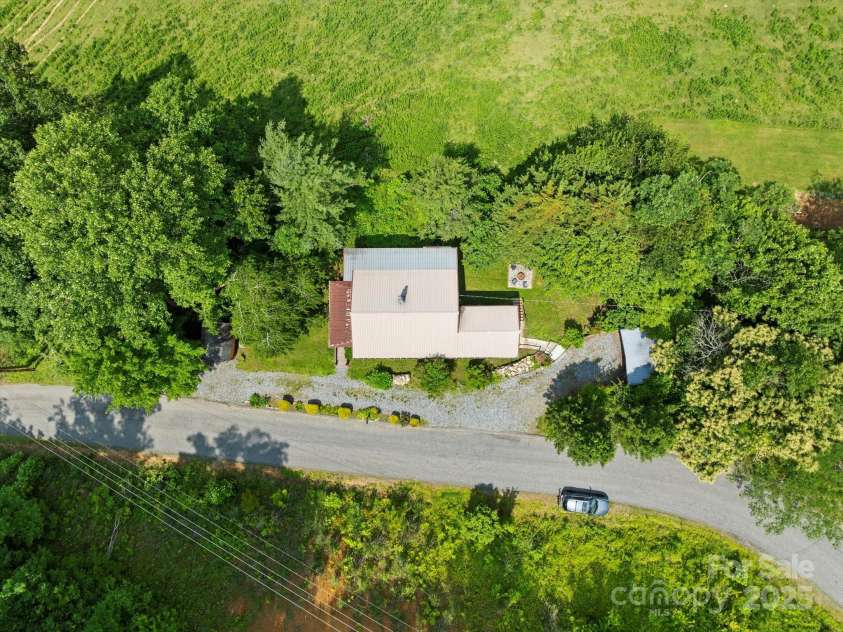 139 Ivy Ridge Church Road, Mars Hill, NC 28754.  MLS# CAR4266657, YatesRealty ID 21849. 