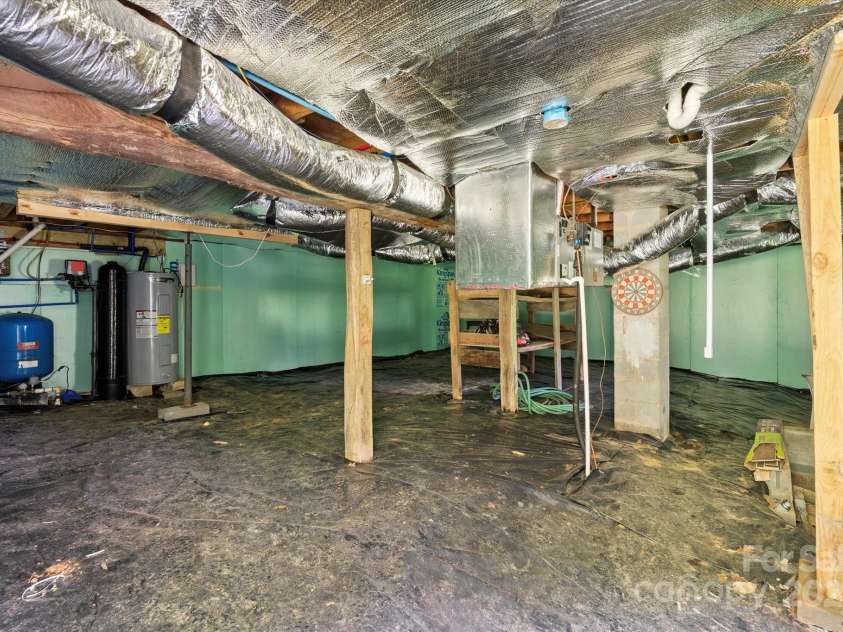 139 Ivy Ridge Church Road, Mars Hill, NC 28754.  MLS# CAR4266657, YatesRealty ID 21849. 